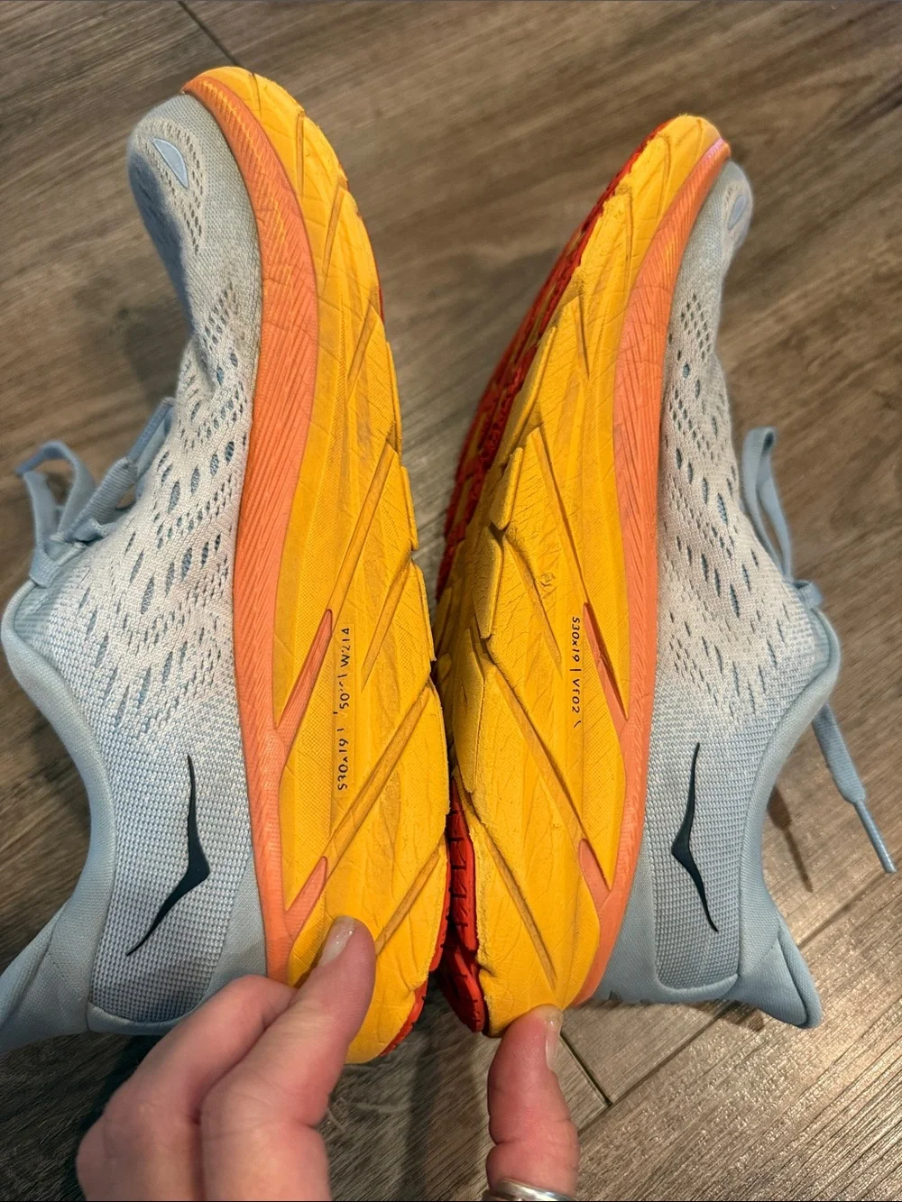 Hoka Women’s Clifton 8 Sneaker Size 7.5
